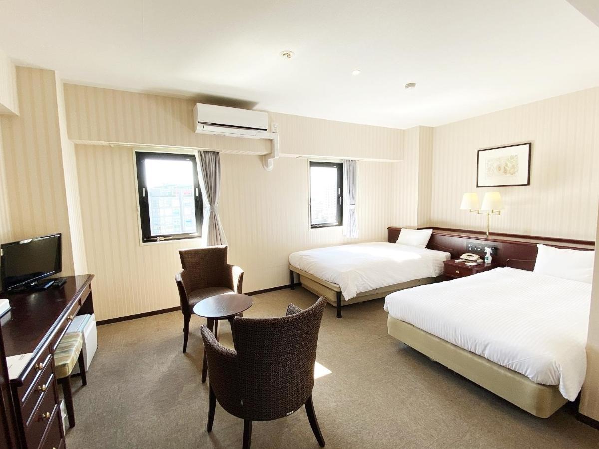 Smile Hotel Kitaasaka Zewnętrze zdjęcie